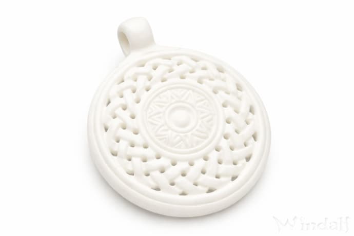 WINDALF Schmuck Anh&auml;nger VIKA 3.6 cm Wikingerschild Schutzanh&auml;nger aus Knochen - Windalf.de