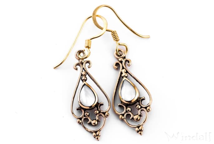 WINDALF Damen Ohrhänger VENUS 3.9 cm Bohemia Perlmutt Ohrschmuck Bronze WINDALF Damen Ohrhänger VENUS 3.9 cm Bohemia Perlmutt Ohrschmuck Bronze - Windalf.de