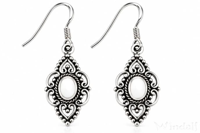 WINDALF Celtic Damen Ohrh&auml;nger SVANA 3.7 cm Ohrschmuck Bohemia Ohrringe Perlmutt Schmuck Silber - Windalf.de