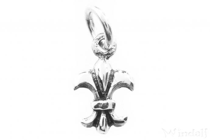 WINDALF Schmuck Anhänger FLEUR DE LIS 1.6 cm  Kleine Schwertlilie Silber WINDALF Schmuck Anhänger FLEUR DE LIS 1.6 cm  Kleine Schwertlilie Silber - Windalf.de