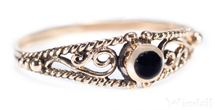 WINDALF Zarter Damen Ring NAIRNE 5 mm Schwarzer Onyx Mittelalter Schmuck Bronze - Windalf.de