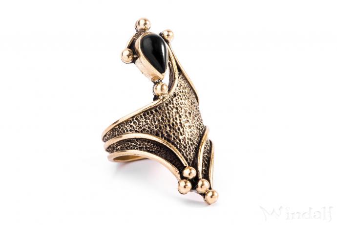 WINDALF Langer Damen Ring DALIA 35 mm Statementring mit schwarzem Onyx Gothic-Schmuck Bronze - Windalf.de