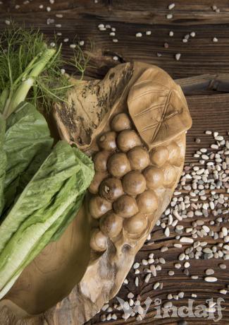 WINDALF Geschenkkorb ZEA 37 cm Weintrauben mit Blatt Obstschale Handarbeit aus Wurzelholz - Windalf.de