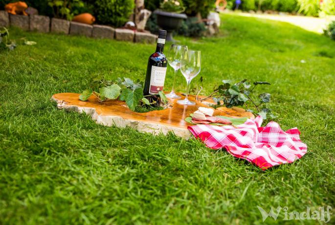 WINDALF Große Servierplatte NOEMY 72.5 cm Rustikale Cateringplatte