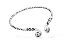WINDALF Damen Armreif STELLA Ø 6.5 cm Lebensspiralen Ornamentik Silber WINDALF Damen Armreif STELLA Ø 6.5 cm Lebensspiralen Ornamentik Silber - Windalf.de